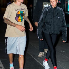 justin-bieber-and-hailey-baldwin-are-seen-in-the-financial-news-photo-1016311282-1551199850.jpg 
